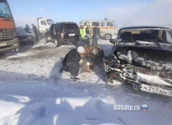 В Тульской области столкнулись более 30 автомобилей