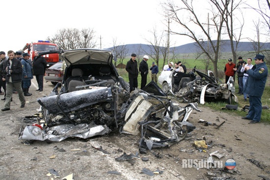 В Дагестане в крупной аварии погибли 6 человек