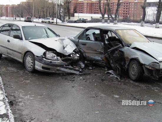 В Новосибирске столкнулись две Тойоты