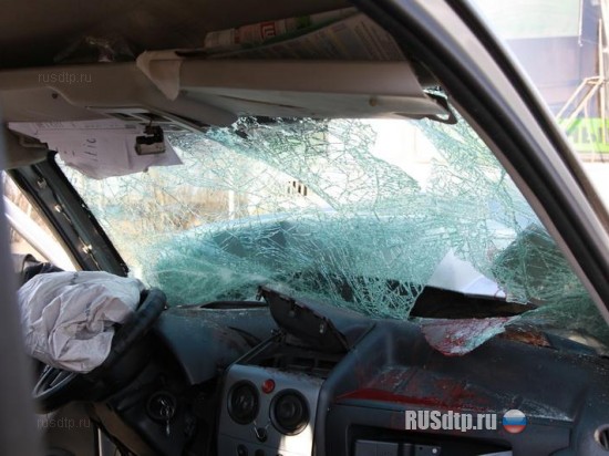 Маршрутка и такси столкнулись в Архангельске - двое погибших