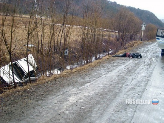 Тойота вылетела в кювет на трассе Южно-Сахалинск – Холмск