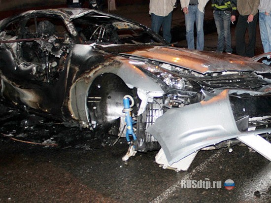 В Гомеле разбился и сгорел суперкар Nissan GT-R