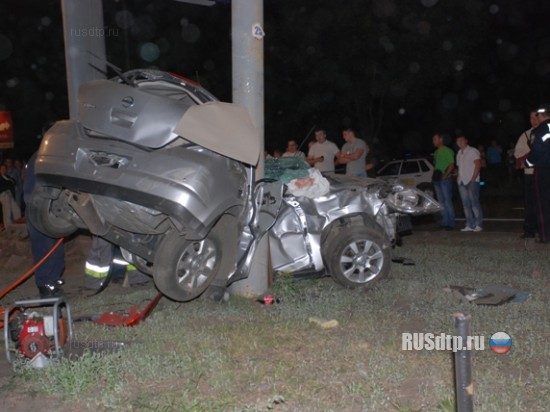 В Киеве пешеход «убил» водителя и пассажиров «Ниссана»