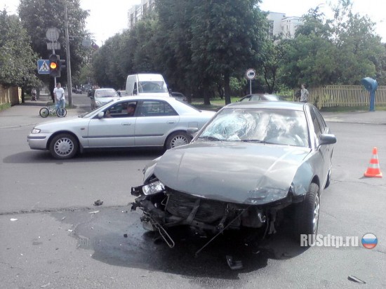 В Минске в результате аварии «БМВ» врезался в столб