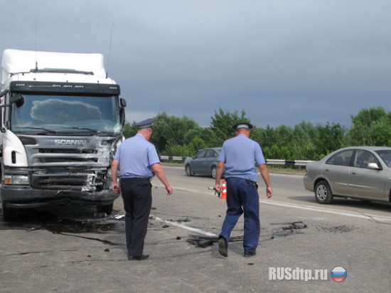 В Рязани водитель «Форда» погиб под колесами фуры