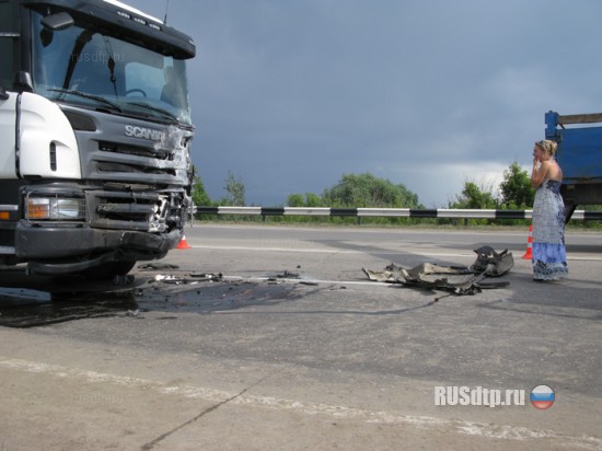В Рязани водитель «Форда» погиб под колесами фуры