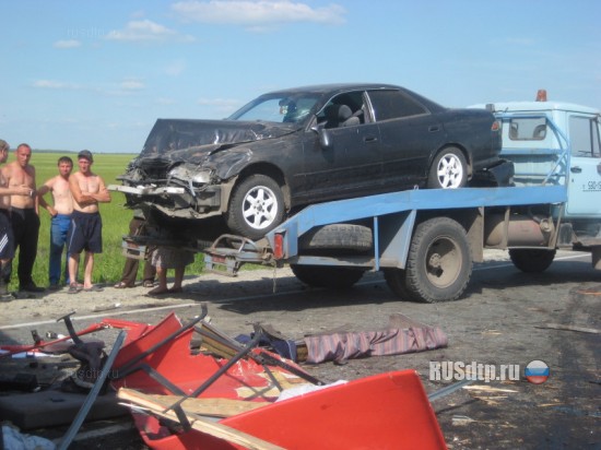 Авария на трассе Екатеринбург &#8212; Тюмень