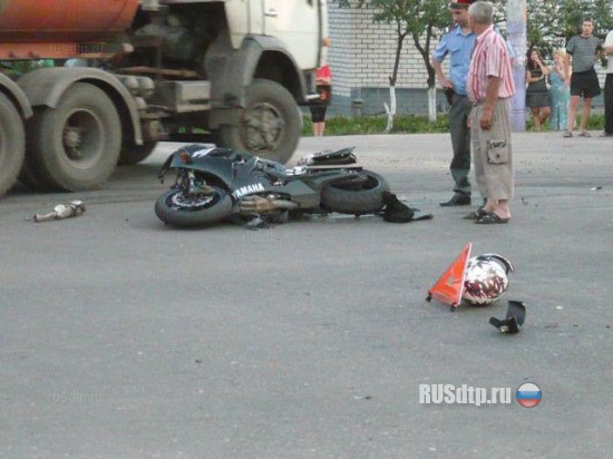 В Воронеже «Тигуан» подбил мотоциклиста