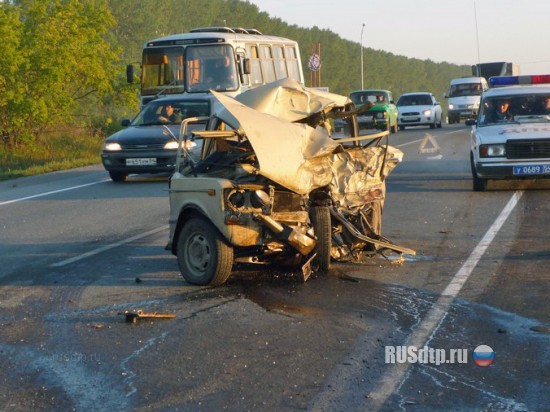 Под Новосибирском погиб водитель ВАЗ-2106