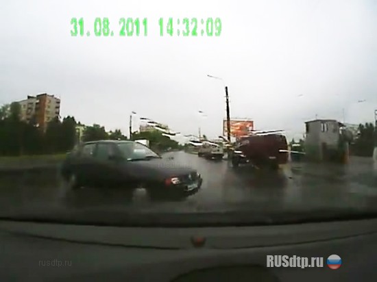 Авария в Питере на видеорегистратор