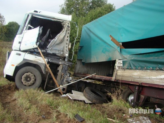 На автодороге «Вятка» в ДТП погибли два человека