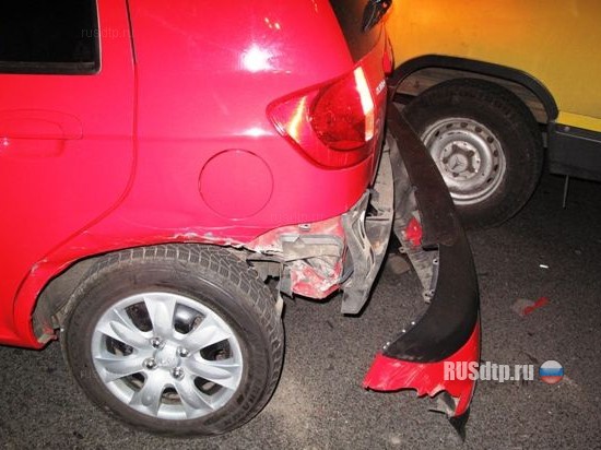 В Киеве «Бентли» сбил гаишника и протаранил 8 автомобилей