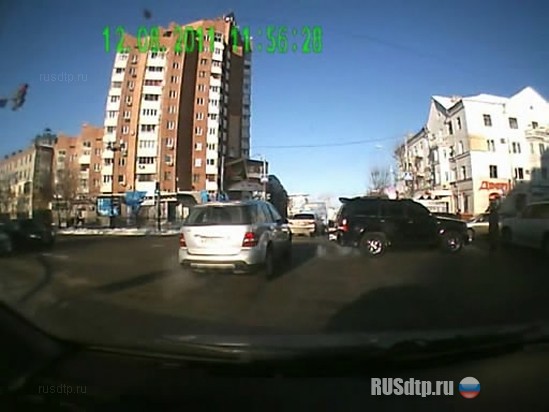 Авария на перекрестке в Хабаровске