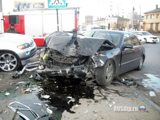 БМВ и Мерседес схлестнулись в Чите