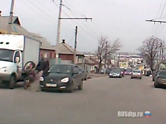 Падение с мопеда. Новосибирск