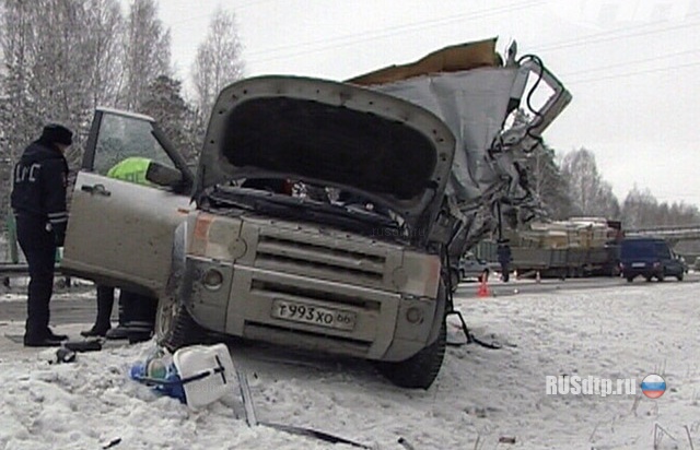 «Скания» разорвала «Land Rover»
