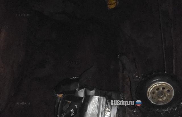 Людей со снаряжением Opel снес на дно пещеры