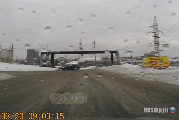 Авария на перекрестке