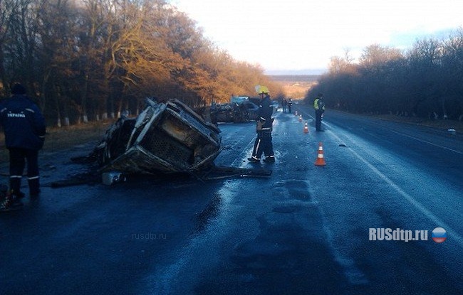 Трое молодых парней погибли в ужасном ДТП