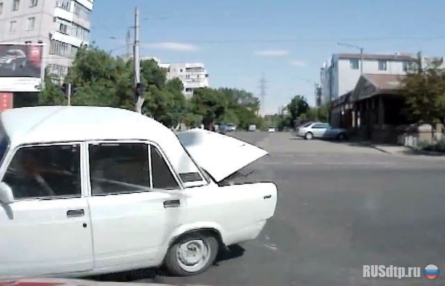 Уложили на бочок