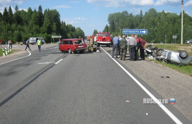 В Карелии в крупном ДТП погибли 3 человека