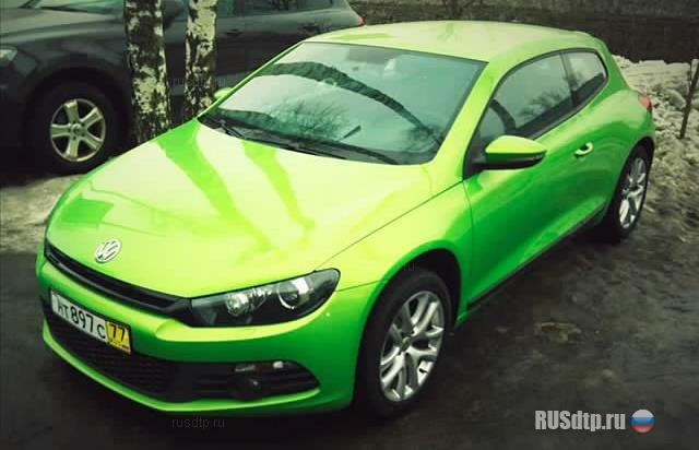 Пьяные вандалы поглумились над VW Scirocco