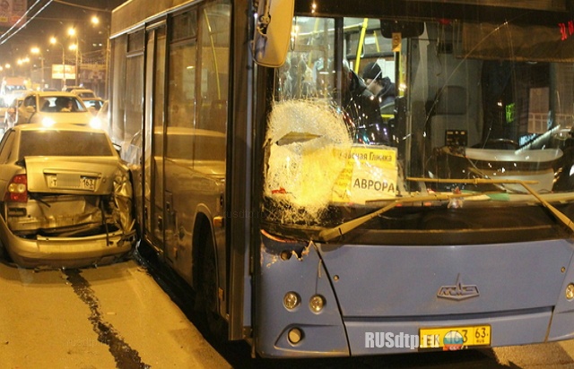 Авария с автобусом в Самаре