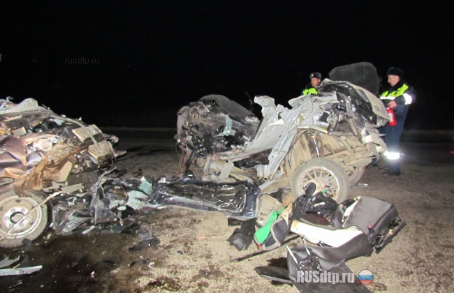 В крупном ДТП погибли три человека