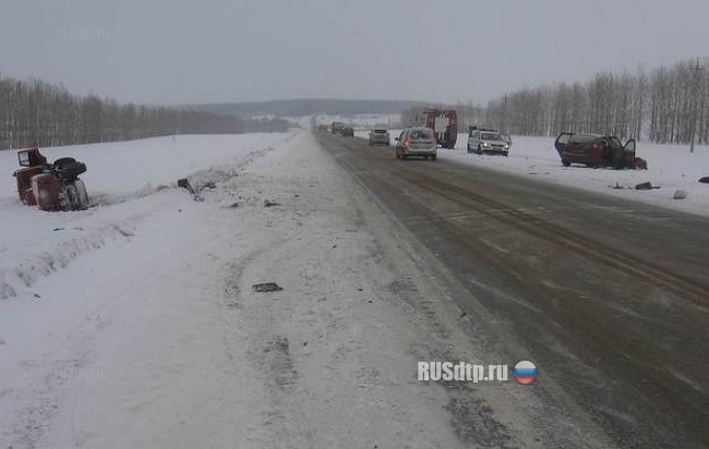 В Татарстане столкнулись бензовоз и Калина