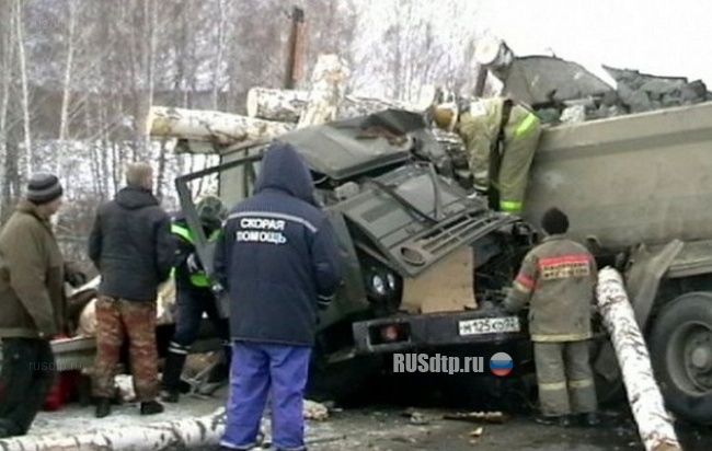 В Чебаркульском районе прицеп столкнулся с КамАЗом
