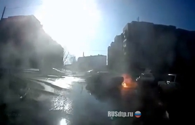 Загорелся от удара