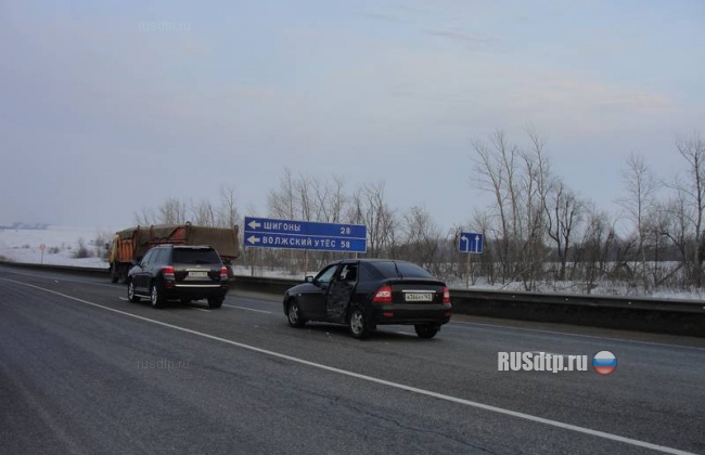 В Сызранском районе столкнулись три автомобиля