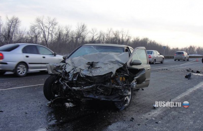 В Сызранском районе столкнулись три автомобиля
