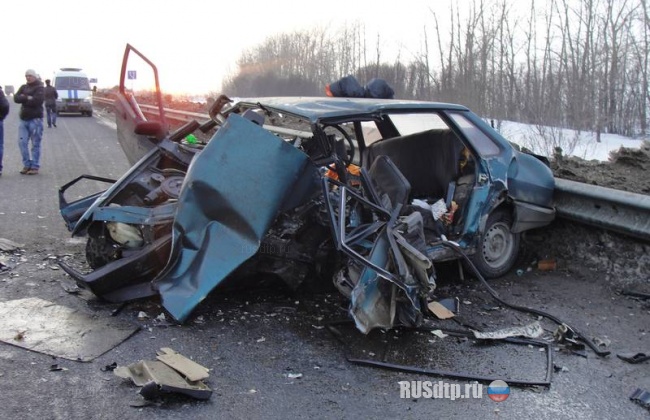 В Сызранском районе столкнулись три автомобиля