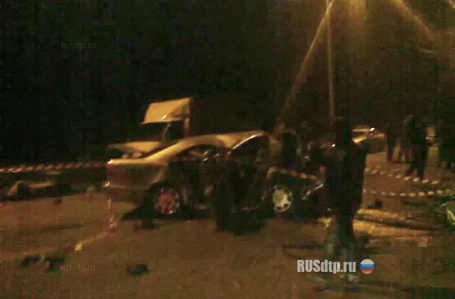 В Черкесске в крупном ДТП погибли 9 человек (фото, видео)