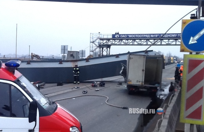 На Московском шоссе обрушилась часть строящейся развязки