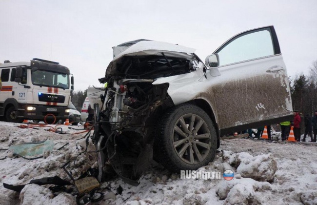 Два человека погибли в ДТП на Новодвинской трассе