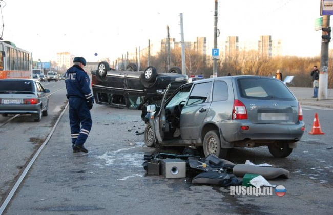 Утреннее ДТП в Твери (фото, видео)