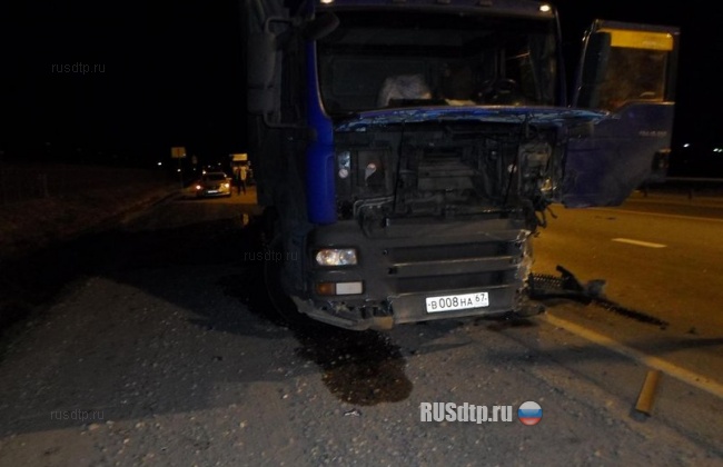 Под Вышним Волочком ночью погибли два человека