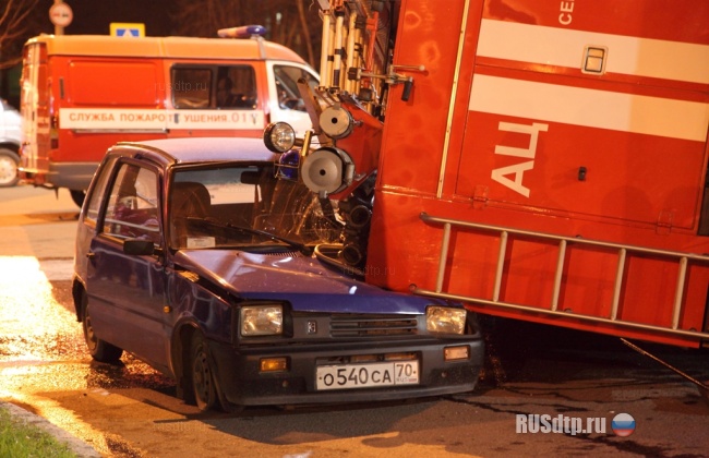 ЗИЛ опрокинулся на Оку