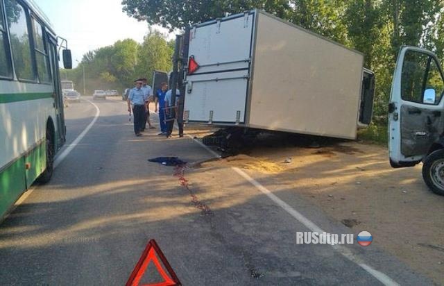 В Липецкой области в ДТП погибли 3 человека