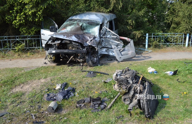 Двое молодых погибли после ДТП в Ровенской области