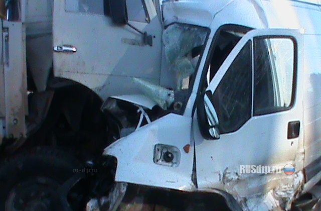 Лобовое Фиата и КамАЗа