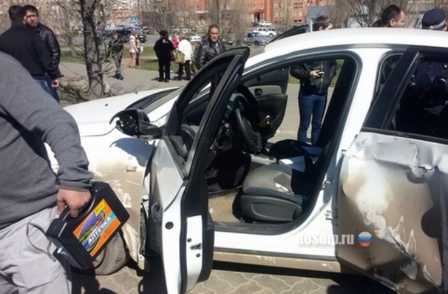 В Казани на остановке сбили девушку