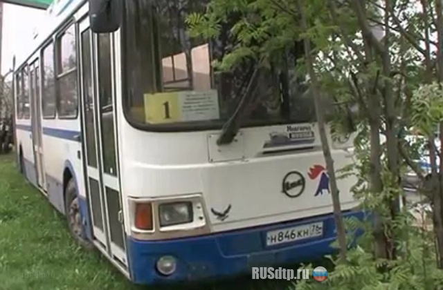 8-летний мальчик угнал автобус в Великом Новгороде