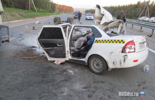 В Самарской области погиб пассажир такси