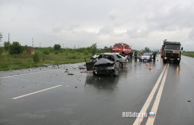 При столкновении двух ВАЗов на трассе «Самара &#8212; Волгоград» погиб человек