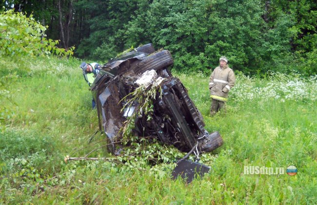 На трассе Ярославль-Иваново в аварии погибли два человека