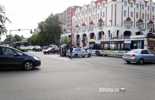 Пьяный угонщик устроил погром в центре Ярославля