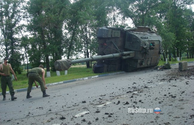 Под Белгородом в ДТП попала колонна с военной техникой